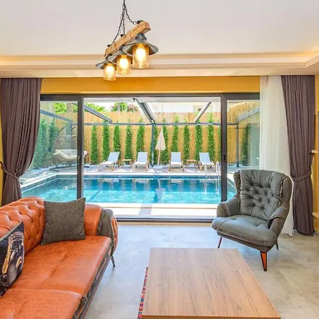 فيلة Soeguet 4 - 4 Bedroom With Jacuzzi In