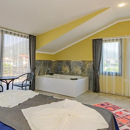 Soeguet 4 - 4 Bedroom With Jacuzzi In فيلة