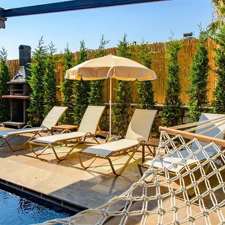 فيلة Soeguet 4 - 4 Bedroom With Jacuzzi In